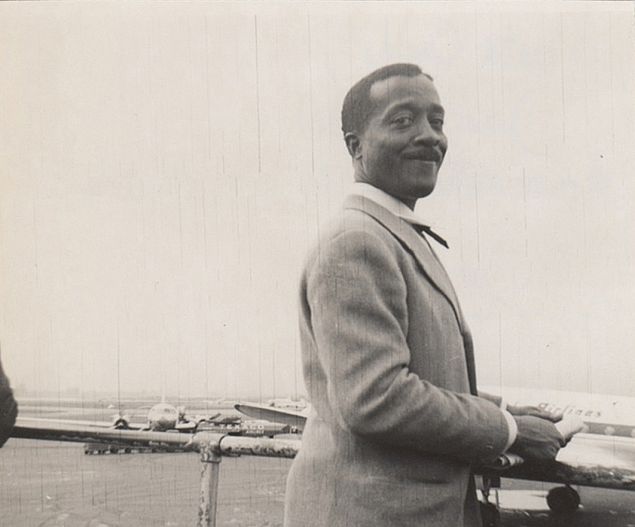 Norman Lewis, June 1951, Laguardia Airport. (Courtesy: The Jewish Museum)