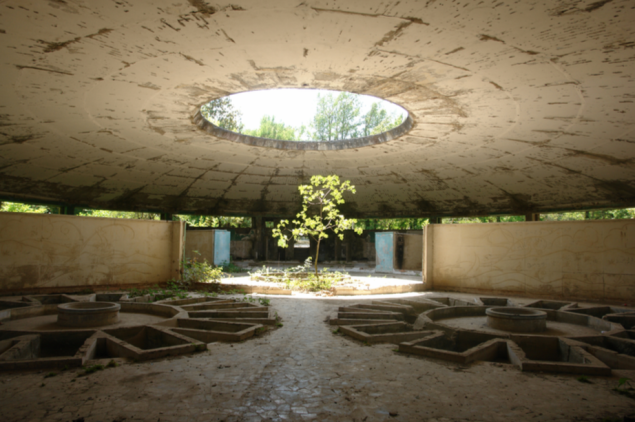 Gio Sumbadze, Soviet period bath building, Tskaltubo, 2015. (Photo: Courtesy of the artist)