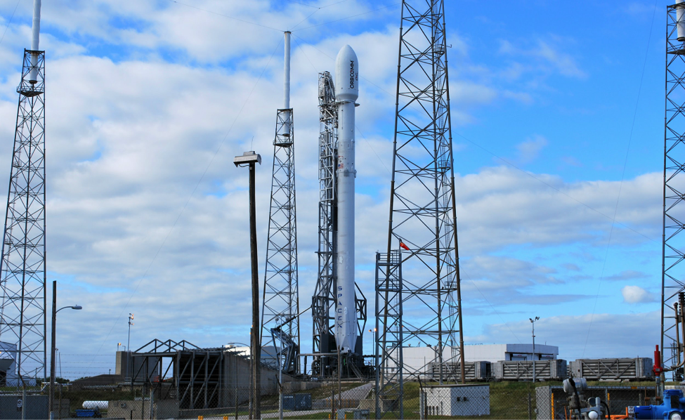 The SpaceX upgraded Falcon 9 rocket at Launch Complex 40 (Photo: Robin Seemangal)