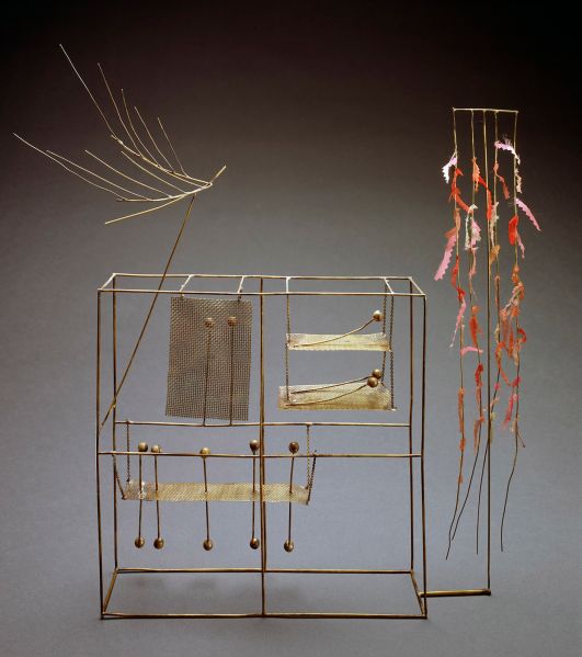 Fausto Melotti, Gran pavese, 1974. (Courtesy of Hauser and Wirth, Photo: Jean-Pierre Maurer)