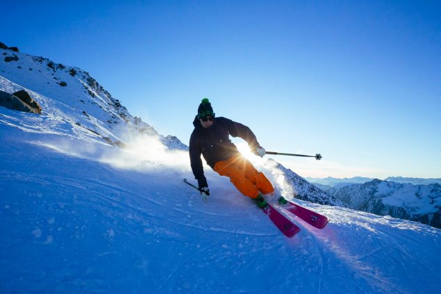 Camille Jaccoux takes a turn. (Photo: Elina Sirparanta)