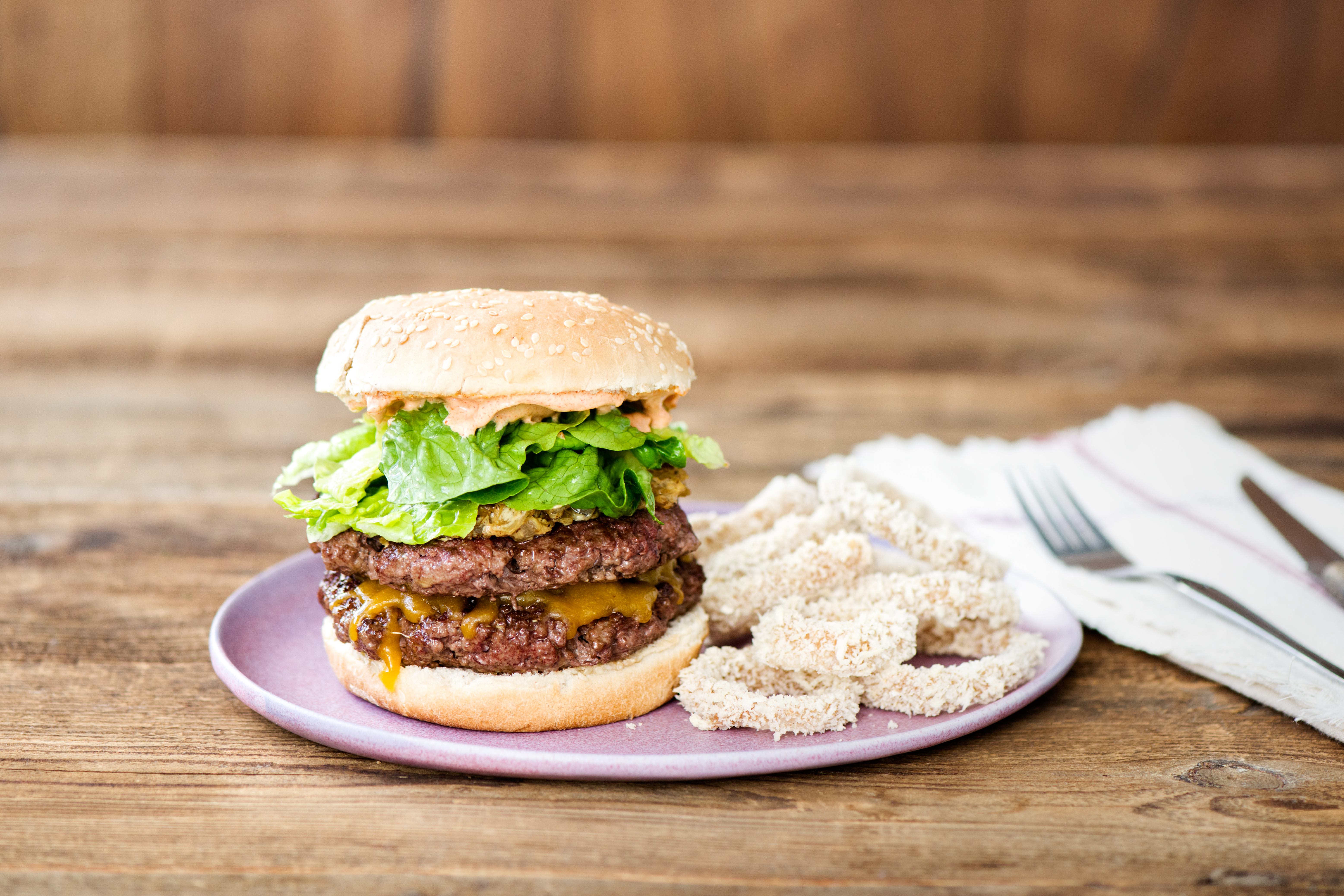 California-style cheeseburger. (Photo: Hello Fresh)