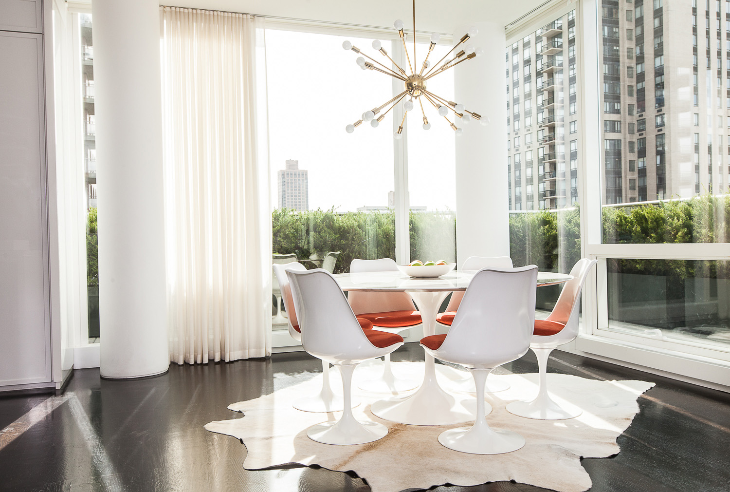 At Home With David Rosenblatt of First Dibs - PHOTO: Emily Assiran for Observer