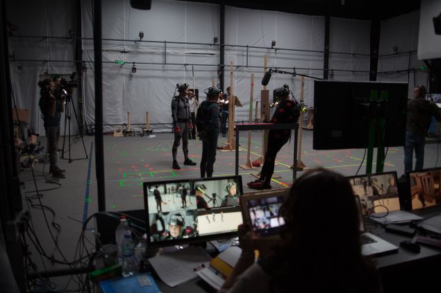Crew watches recordings of actors live, on set. (Photo: Courtesy of Cloud Imperium)