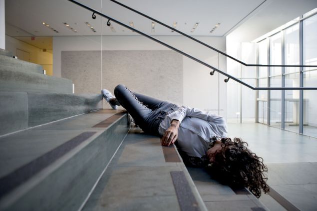Rehearsal for Maria Hassabi’s PLASTIC (2015), The Museum of Modern Art, October 30, 2015.