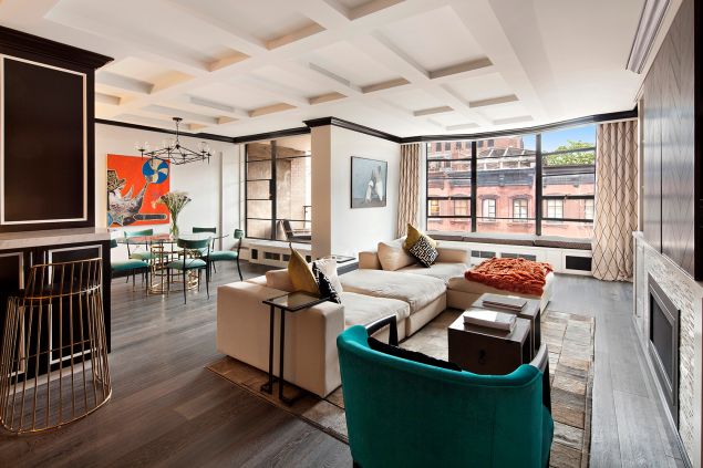 Is that a brownstone we see in the window?