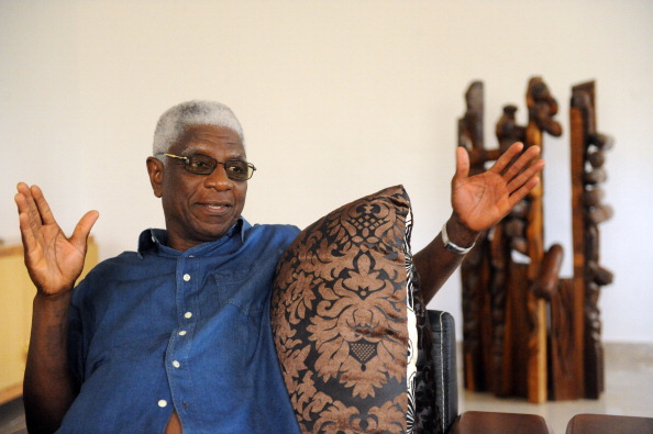 Artist El Anatsui speaks will speak with Sam Nhlengethwa on Thursday, March 3 at The Armory Show. (Photo credit should read PIUS UTOMI EKPEI/AFP/Getty Images)