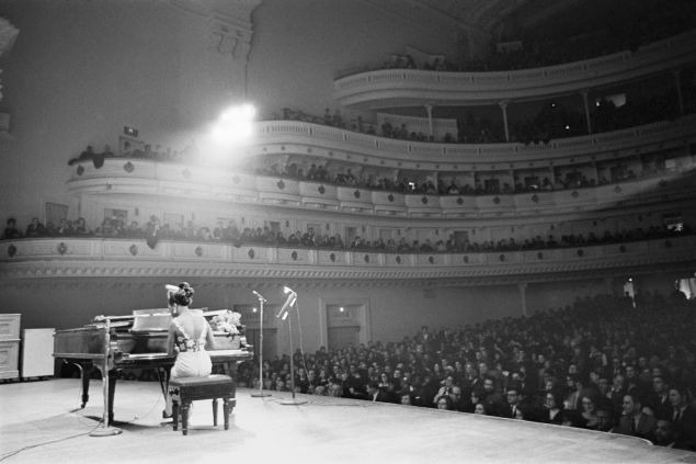 Nina Simone performing at Carnegie Hall. (Photo: Courtesy of the Estate of Alfred Wertheimer.)