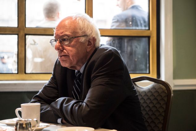 NEW YORK, NY - FEBRUARY 10: Democratic presidential candidate Sen. Bernie Sanders (D-VT) meets with Reverend Al Sharpton at Sylvia's Restaurant on February 10, 2016 in the Harlem neighborhood of New York City. The meeting comes after a strong victory for Senator Sanders in the New Hampshire primary. (Photo by Andrew Renneisen/Getty Images)