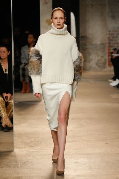 Fur sleeves