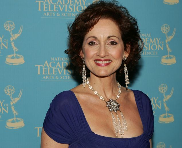 Soap actress Robin Strasser felt the call of California.