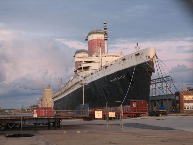 The SS United States. (Wikipedia)