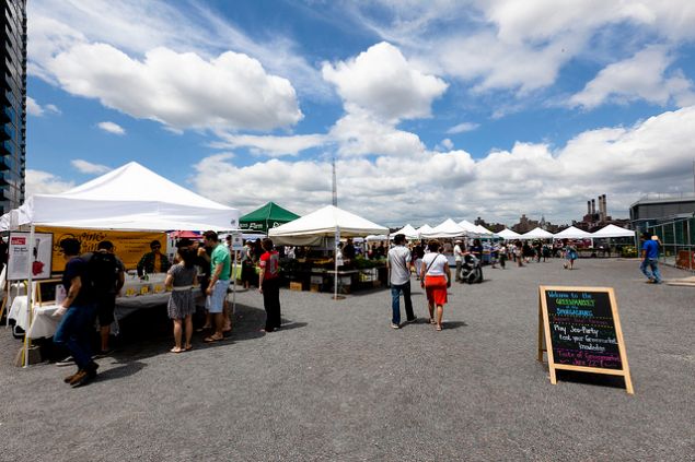 Smorgasburg will return on Saturday to the relief of food bloggers everywhere!