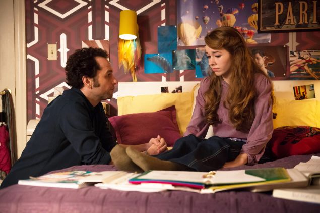 Matthew Rhys as Philip Jennings and Holly Taylor as Paige Jennings.