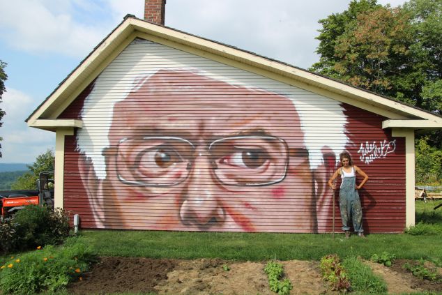 Bernie Sanders on a barn, by Jules Muck.
