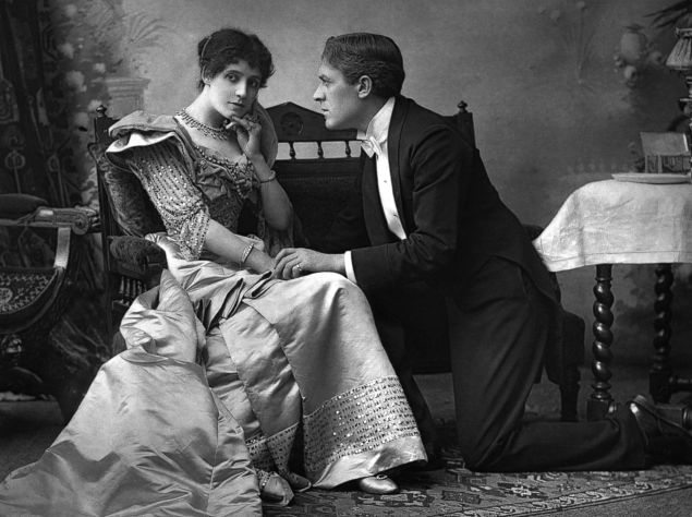 August 1893: Mrs Patrick Campbell (1865 - 1940) with Sir George Alexander (1858 - 1918) in 'The Second Mrs Tanqueray'. Original Publication: The Theatre - pub. 1893