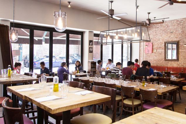 Bettolona Interior, mid-day.