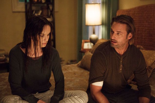 Sarah Wayne Callies and Josh Holloway.