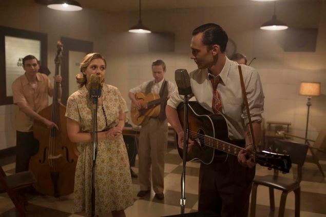Tom Hiddleston and Elizabeth Olsen in I Saw the Light.