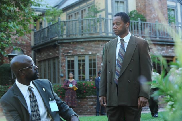Christopher Darden (Sterling K. Brown) faces off against O.J. Simpson (Cuba Gooding, Jr.) in American Crime Story.