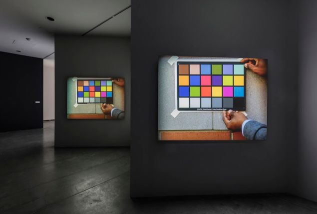 Leslie Hewitt in collaboration with cinematographer Bradford Young, Installationview, Collective Stance, The Power Plant, Toronto.
