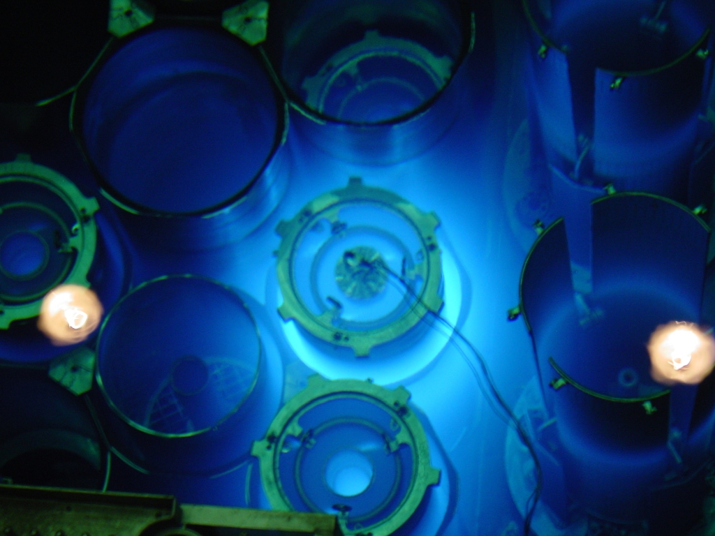 High Flux Isotope Reactor Gamma Blue Glow