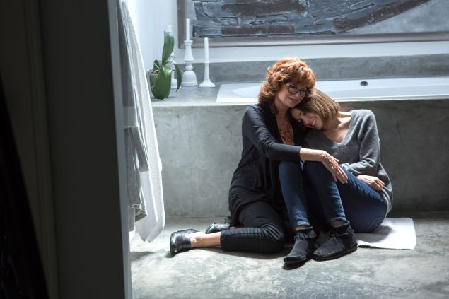 Susan Sarandon and Rose Byrne in The Meddler.