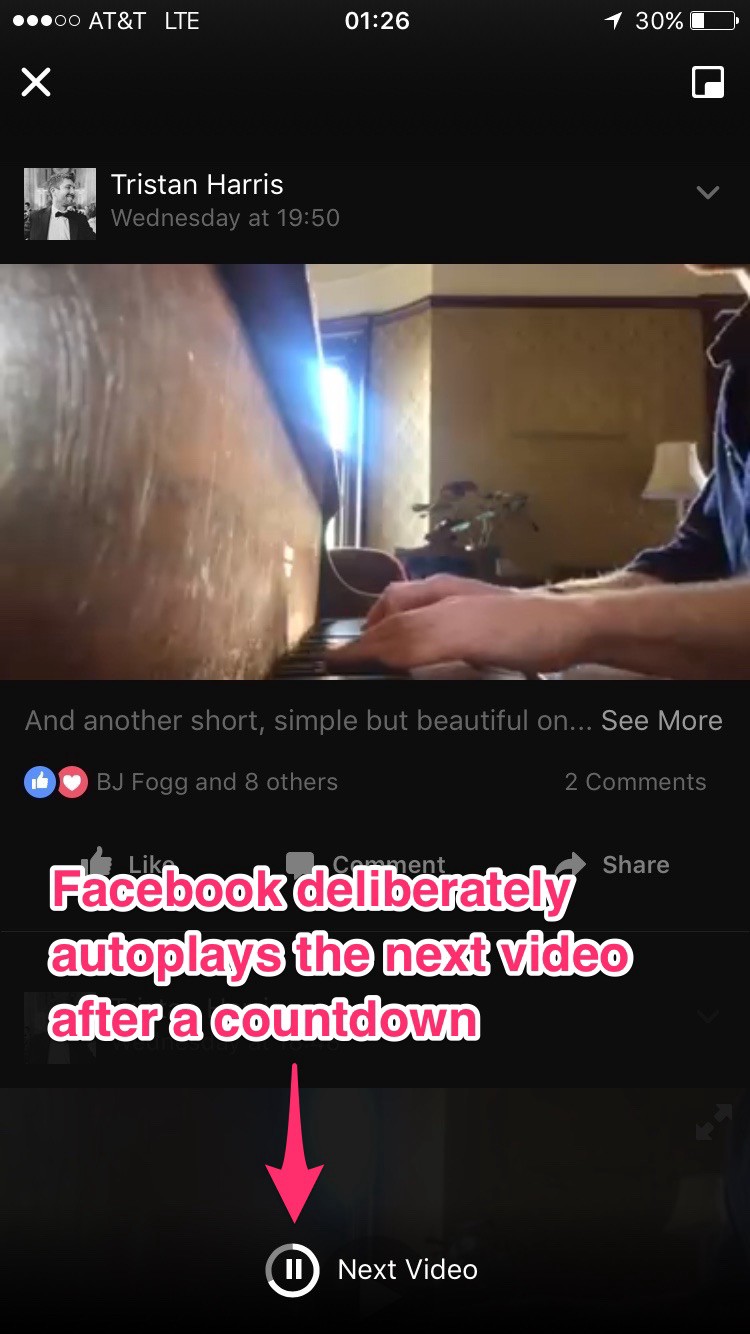 Facebook autoplays the next video after a countdown