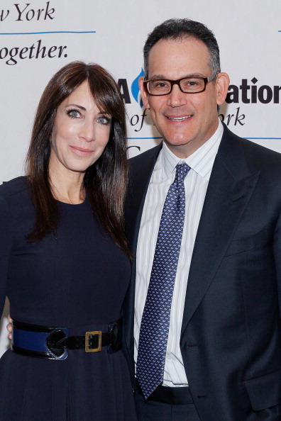 David E. Simon and Jackie Simon are parting ways with their palatial spread at 625 Park.