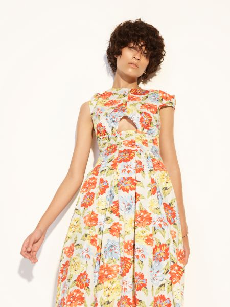 Cutouts and single sleeves play well with humid weather