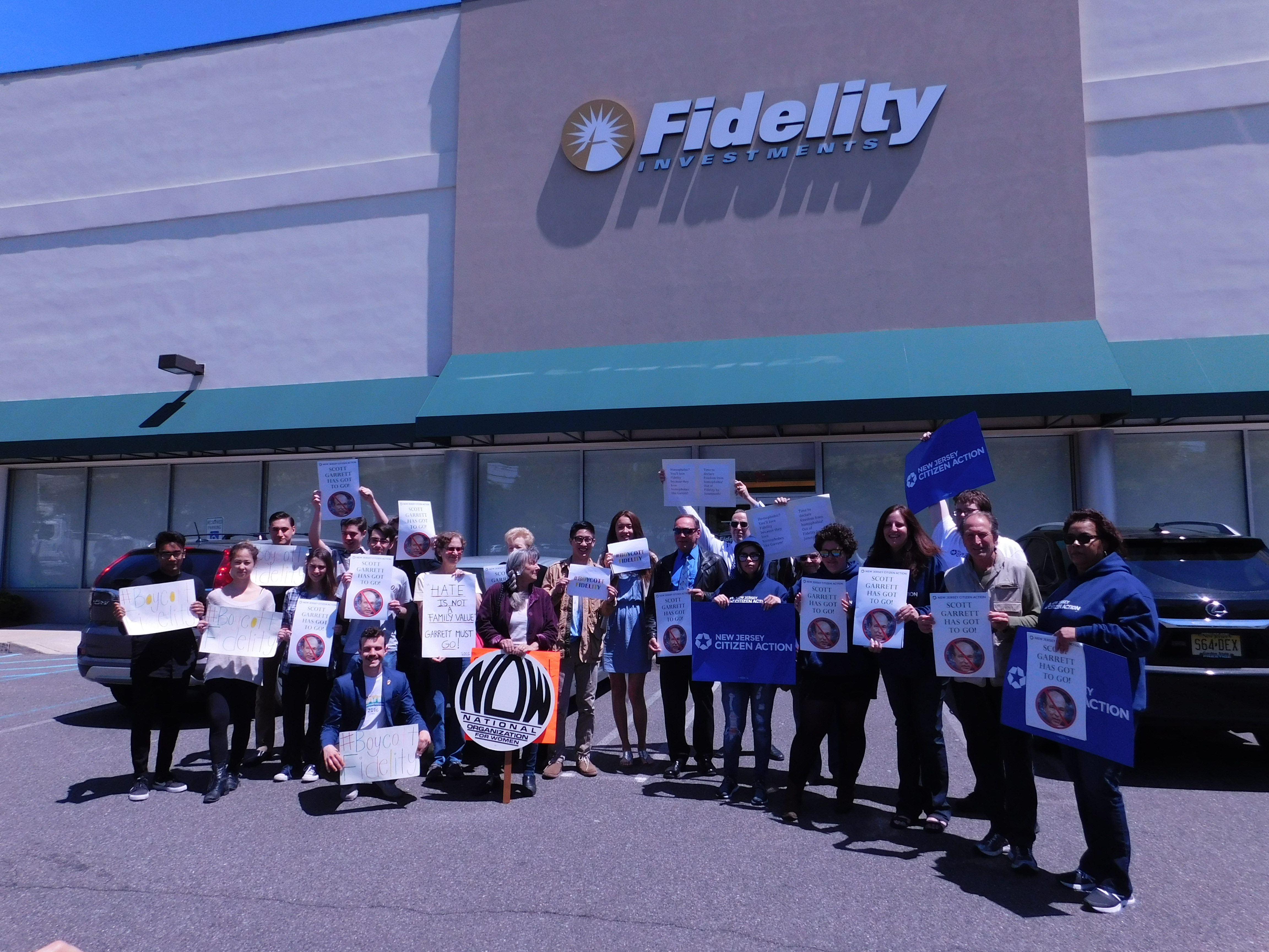 The group of those calling for Fidelity to end their support of Garrett. 