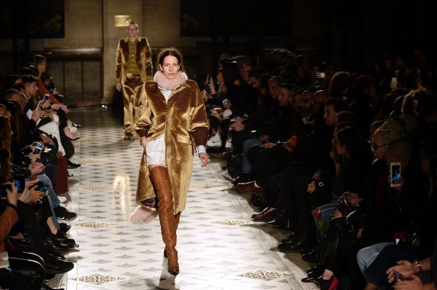 Velvet on the Fall/Winter 2016 runway