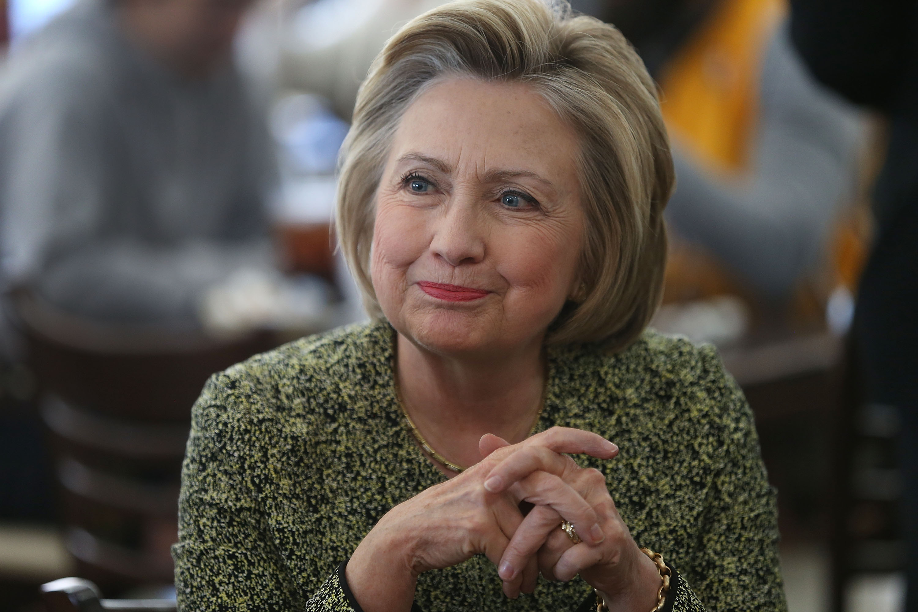 INDIANAPOLIS, IN - MAY 01: Democratic presidential candidate Hillary Clinton makes a stop at the Lincoln Square pancake house as she campaigns for votes on May 1, 2016 in Indianapolis, Indiana. Presidential candidates continue to campaign across the state leading up to Indiana's primary day on May 3.