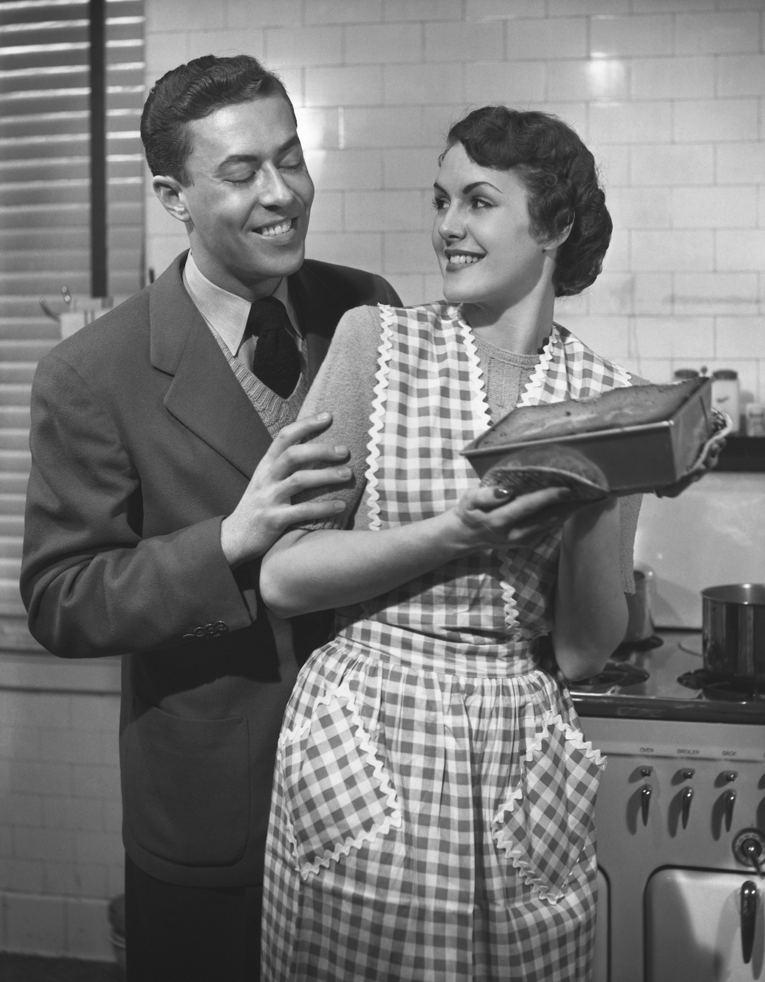A couple shacking up in the 50s.