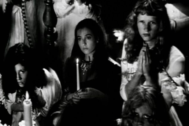 Marissa Nadler.