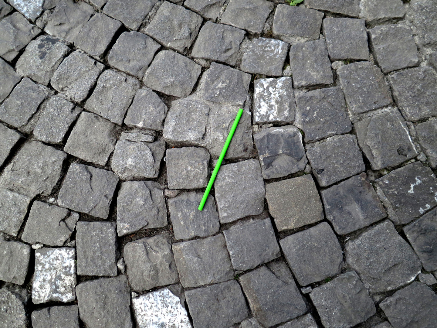 Straws.