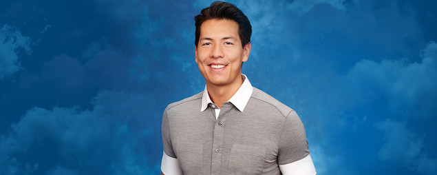 What kind of shirt is this. No, really. Look at those cuffs.