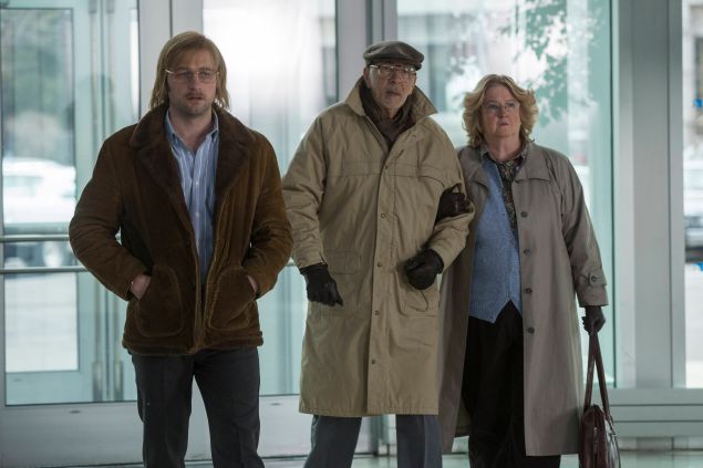 Matthew Rhys as Philip Jennings, Frank Langella as Gabriel and Marceline Hugot as Theresa.