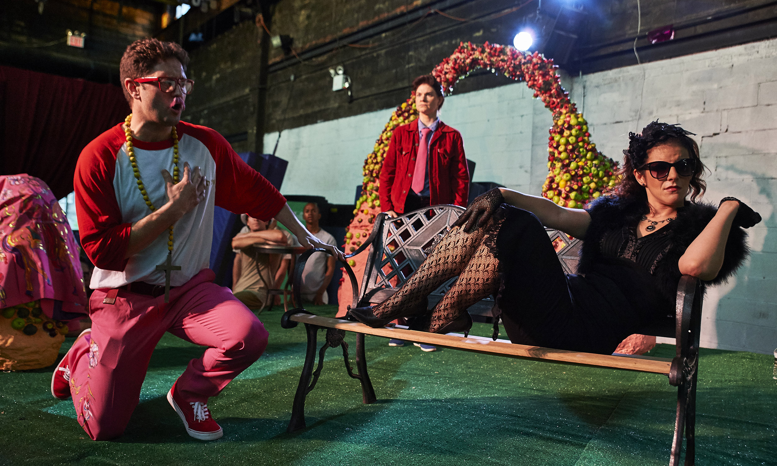 LoftOpera performs Rossini's Le Comte Ory at The Muse in Brooklyn.