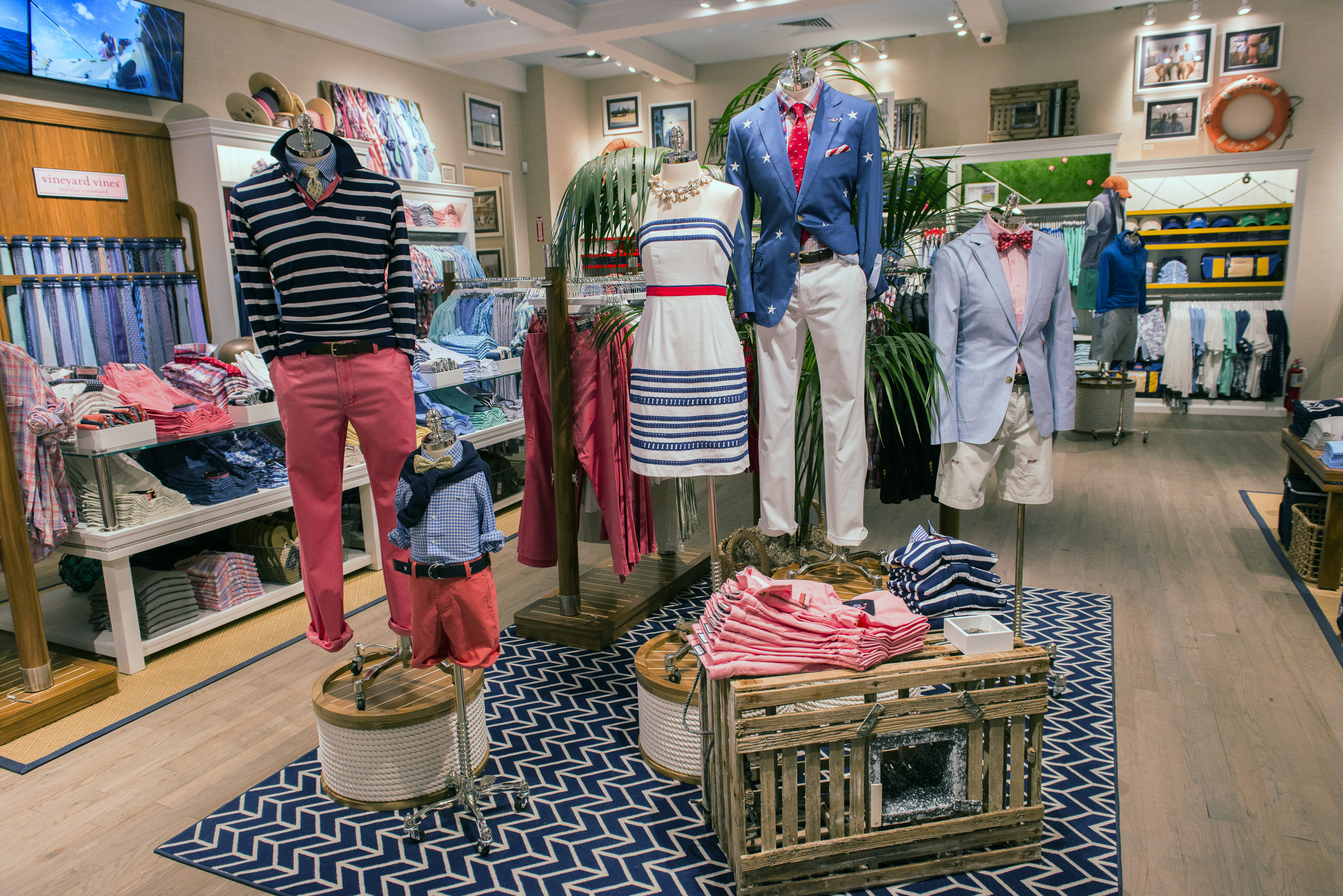 Vineyard vines shop grand central