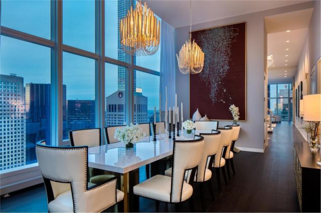 Imagining crystal Baccarat champagne flutes adorning all surfaces...
