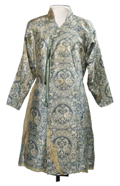 Robe, Iran, (11th–12th century).