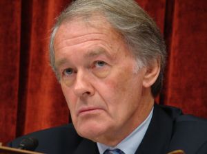 Senator Ed Markey has introduced a bill setting cybersecurity standards for commercial aircraft.