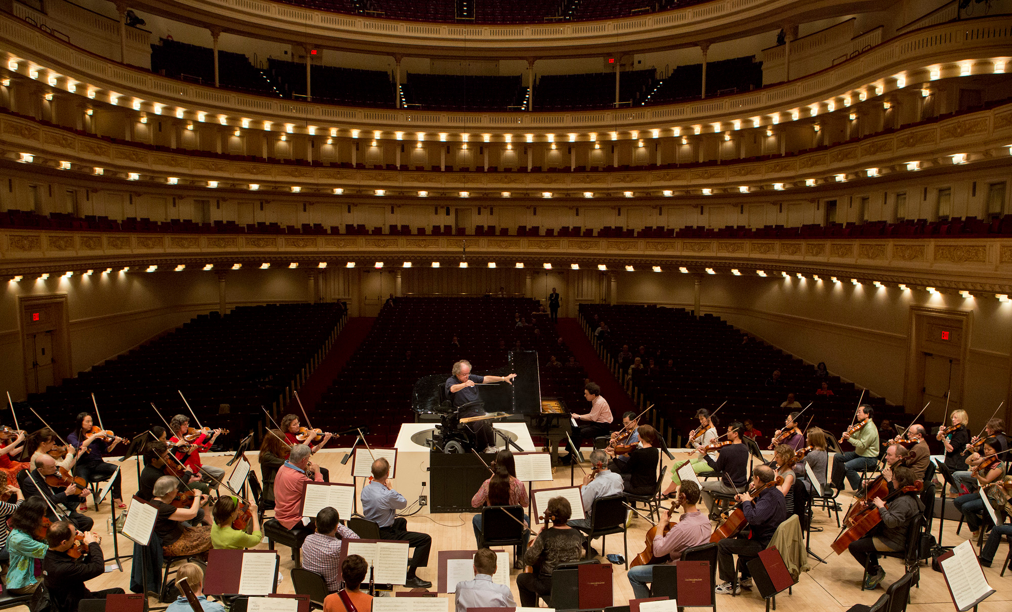 The Metropolitan Orchestra.