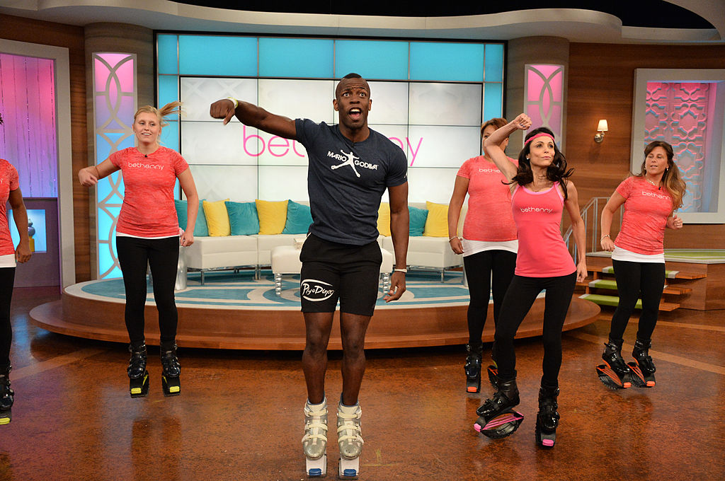 Bethenny Frankel tries Kangoo with friends.