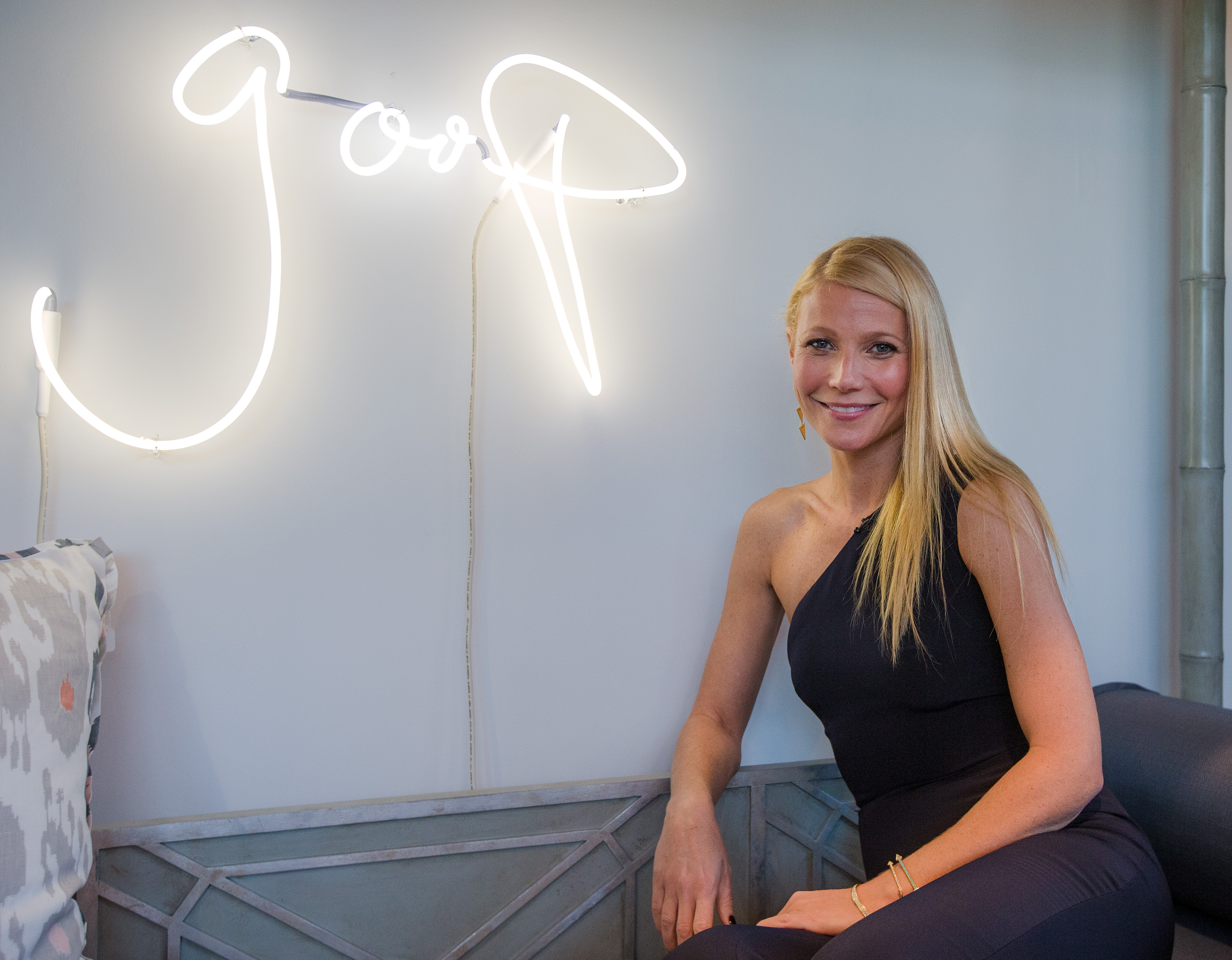 Gwyneth Paltrow attends the goop pop Dallas Launch Party in Highland Park Village on November 20, 2014 in Dallas, Texas.