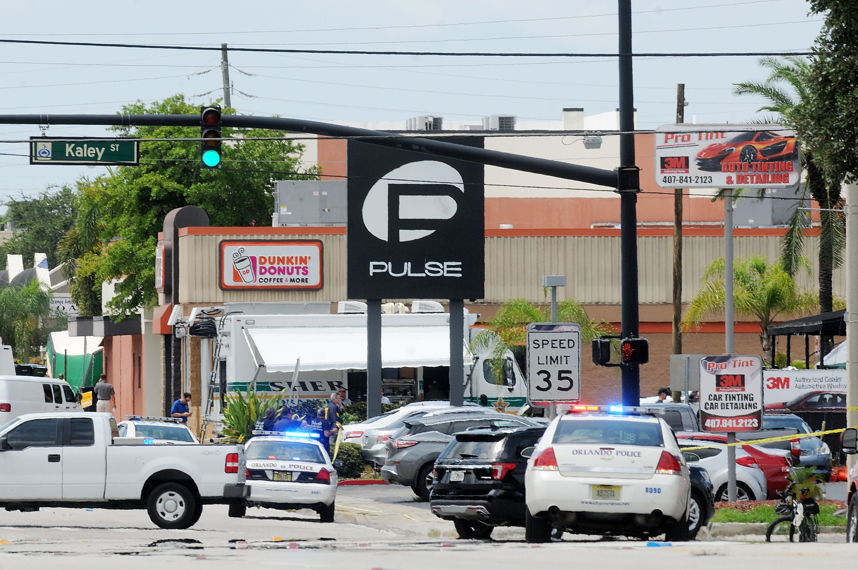 Orlando police officers seen outside of Pulse nightclub.