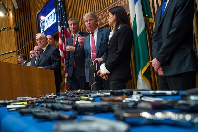 Mayor Bill de Blasio, center, flanked by NYPD Commissioner Bill Bratton and Manhattan District Attorney Cyrus Vance.