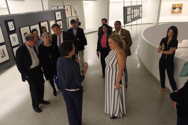A curator led tour of the Moholy-Nagy exhibition at the Guggenheim.