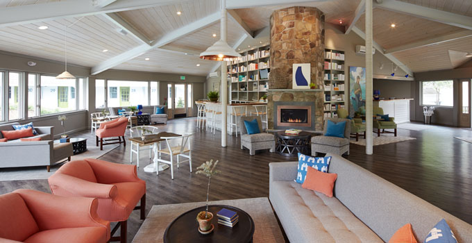 Lodge on the Cove